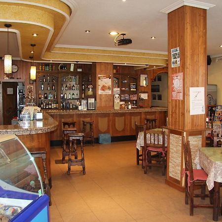 Hostal Cazalegas Dış mekan fotoğraf