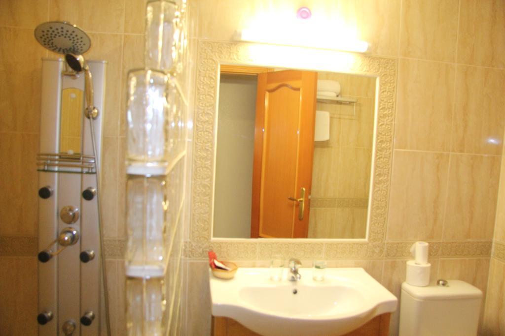 Hostal Cazalegas Dış mekan fotoğraf
